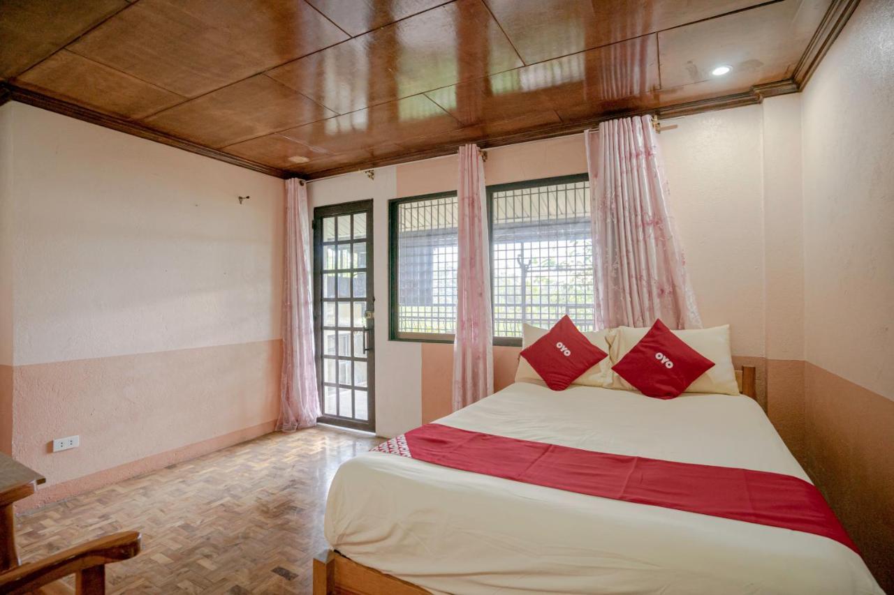 Oyo 760 Tiptop Vacation Homes Багио Экстерьер фото